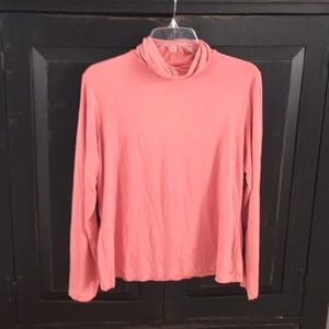 Kate Hill peach stretchy turtleneck.